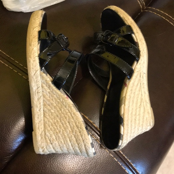 Burberry - Picture 7 of 8